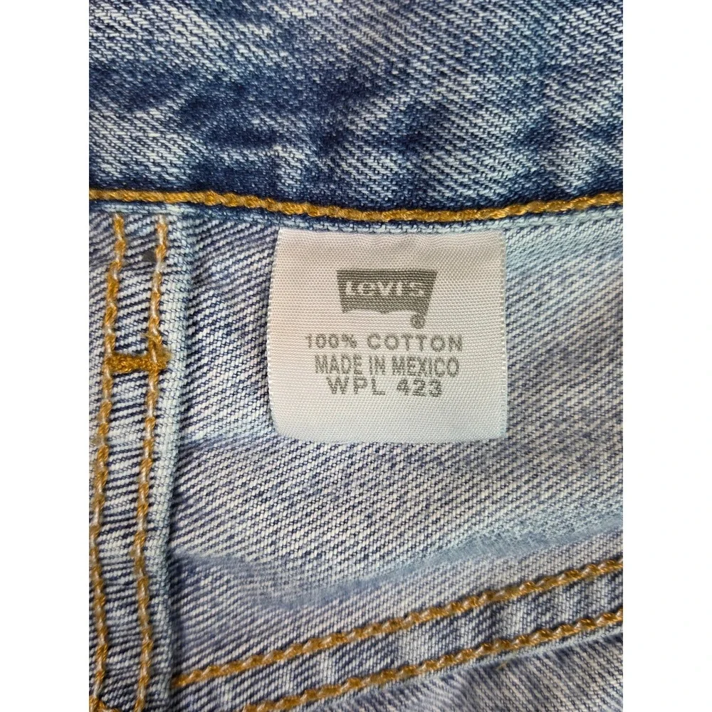 Vintage Levi's 501 Jeans Mens 37x29 Light Wash Blue Button Fly Straight Leg